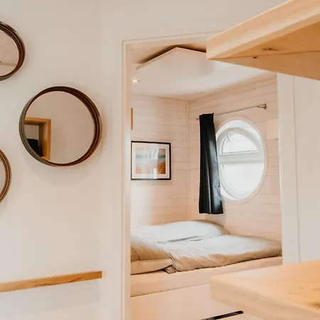 Hausboot Fiete Hébergement de vacances *